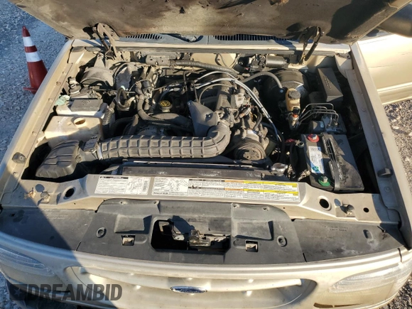 2000 Ford Explorer XLS z VIN 1FMZU72X0YZC33667, wystawiony jako Copart lot #80104924 z przebiegiem Nie podano mil oraz Szkoda całkowita • Salvage title. Historia ofert i sprzedaży dostępna na DreamBid. Obrazek 12.