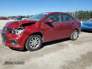 2017 Chevrolet Sonic LT z VIN 1G1JD5SH2H4103474, wystawiony jako Copart lot #46789205 z przebiegiem 84 611 mil mil oraz Szkoda całkowita • Salvage title. Historia ofert i sprzedaży dostępna na DreamBid. Obrazek 1.