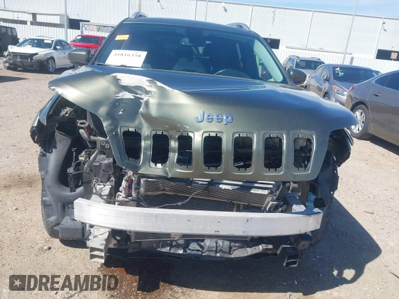 2019 Jeep Cherokee Limited with VIN 1C4PJMDX2KD225218, listed as a IAAI auction lot 41816358 with 90,744 mi miles. Bid and sale history available at carsss.com. Image 6.