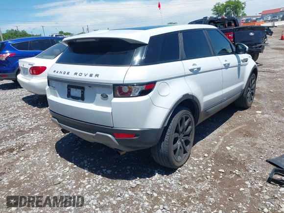 2015 Land Rover Range Rover Evoque Pure Premium z VIN SALVR2BG2FH075464, wystawiony jako IAAI lot #42268278 z przebiegiem 135 426 mil mil oraz . Historia ofert i sprzedaży dostępna na DreamBid. Obrazek 4.