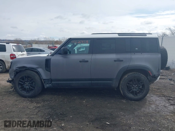 2022 Land Rover Defender S with VIN SALEJERX0N2075186, listed as a IAAI auction lot 41626458 with 79,500 mi miles and . Bid and sale history available at DreamBid. Image 14.