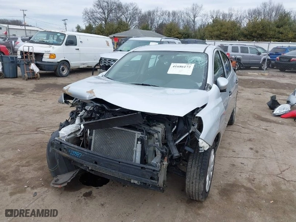 2017 Nissan Versa Sedan SV with VIN 3N1CN7APXHL891130, listed as a IAAI auction lot 41686172 with 119,128 mi miles. Bid and sale history available at carsss.com. Image 2.