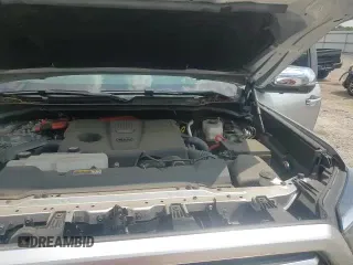 2023 Toyota Tundra Capstone Hybrid z VIN 5TFVC5DB2PX024694, wystawiony jako Copart lot #65263775 z przebiegiem 7 192 mil mil oraz Szkoda całkowita • Salvage title. Historia ofert i sprzedaży dostępna na DreamBid. Obrazek 13.