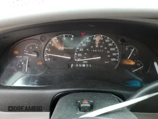 2000 Ford Explorer XLT z VIN 1FMZU73E3YUB16272, wystawiony jako Copart lot #59479125 z przebiegiem 146 722 mil mil oraz Szkoda całkowita • Salvage title. Historia ofert i sprzedaży dostępna na DreamBid. Obrazek 9.