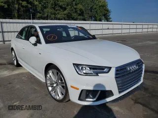 2019 Audi A4 Premium Plus with VIN WAUENAF45KN011604, listed as a Copart auction lot 59967812 with 33,399 mi miles. Bid and sale history available at carsss.com. Image 1.