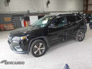 2019 Jeep Cherokee Limited z VIN 1C4PJMDX2KD430957, wystawiony jako IAAI lot #42206694 z przebiegiem 84 299 mil mil oraz . Historia ofert i sprzedaży dostępna na DreamBid. Obrazek 2.