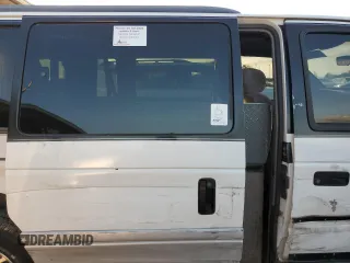 1995 Dodge Caravan z VIN 1B4GH54R1SX617718, wystawiony jako Copart lot #79945724 z przebiegiem 107 165 mil mil oraz Szkody całkowita. Historia ofert i sprzedaży dostępna na DreamBid. Obrazek 11.