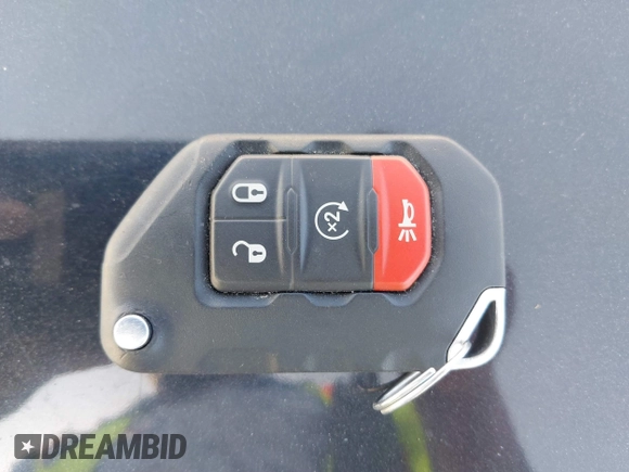 2021 Jeep Wrangler Unlimited Rubicon with VIN 1C4HJXFG7MW531678, listed as a IAAI auction lot 41781874 with 32,440 mi miles and . Bid and sale history available at DreamBid. Image 11.