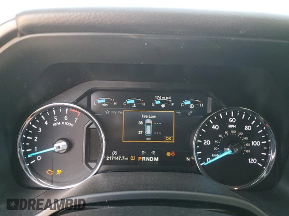 2018 Ford Expedition Max Limited z VIN 1FMJK1KT8JEA10237, wystawiony jako Copart lot #49291615 z przebiegiem 217 147 mil mil oraz Szkoda całkowita • Salvage title. Historia ofert i sprzedaży dostępna na DreamBid. Obrazek 9.