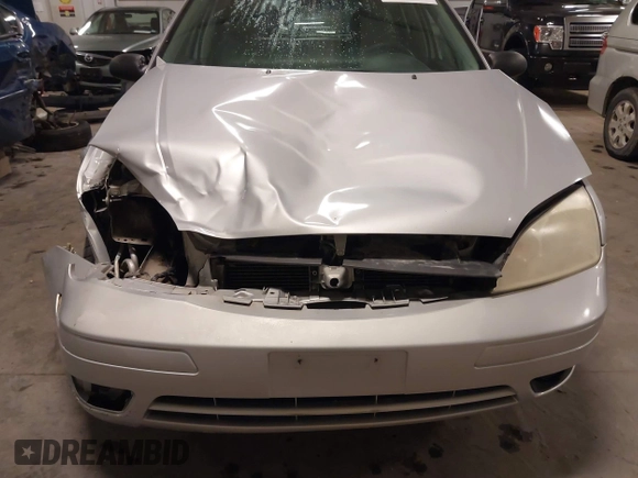 2007 Ford Focus S with VIN 1FAFP37NX7W330802, listed as a IAAI auction lot 41663895 with 147,015 mi miles and . Bid and sale history available at carsss.com. Image 6.