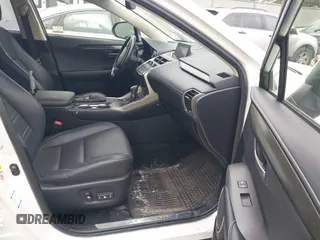 2017 Lexus NX 200t с VIN JTJBARBZXH2106281, выставлен на аукционе IAAI как лот 42457875 с пробегом 90 878 миль миль и . История ставок и продаж доступна на DreamBid. Изображение 5.