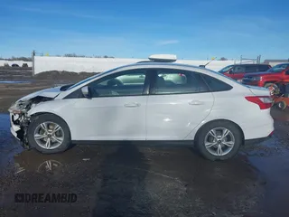2014 Ford Focus SE with VIN 1FADP3F23EL129661, listed as a IAAI auction lot 41676155 with 183,733 mi miles. Bid and sale history available at carsss.com. Image 14.