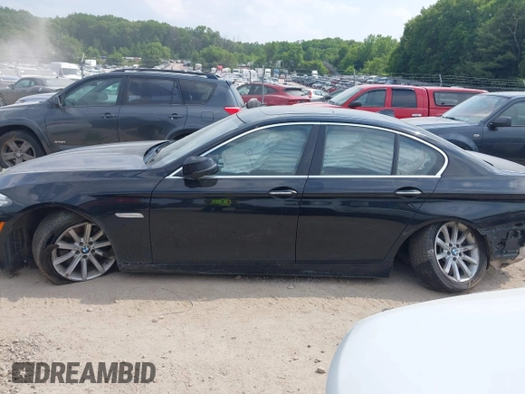 2015 BMW 5 Series 535d xDrive with VIN WBAFV3C50FD686804, listed as a IAAI auction lot 42402814 with 217,892 mi miles and . Bid and sale history available at DreamBid. Image 13.