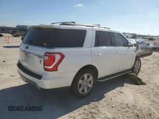 2018 Ford Expedition XLT with VIN 1FMJU1HT8JEA17688, listed as a Copart auction lot 43775715 with 98,377 mi miles and Salvage Title. Bid and sale history available at carsss.com. Image 3.