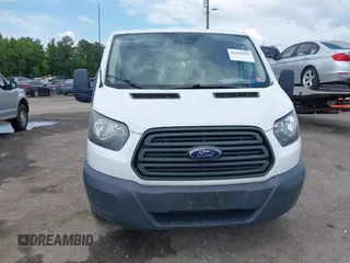 2016 Ford Transit Cargo z VIN 1FTYE1ZM9GKB14741, wystawiony jako IAAI lot #42165906 z przebiegiem 162 976 mil mil oraz . Historia ofert i sprzedaży dostępna na DreamBid. Obrazek 12.