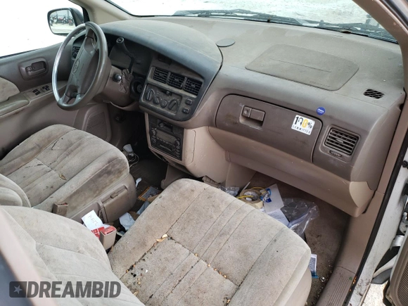 2000 Toyota Sienna CE with VIN 4T3ZF19C3YU210074, listed as a Copart auction lot 53546113 with 0 mi miles and Salvage Title. Bid and sale history available at carsss.com. Image 8.