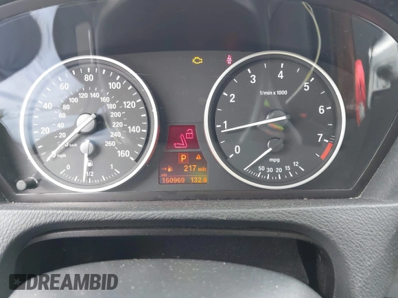 2011 BMW X5 35i z VIN 5UXZV4C57BL739907, wystawiony jako IAAI lot #42135572 z przebiegiem Nie podano mil oraz . Historia ofert i sprzedaży dostępna na DreamBid. Obrazek 7.