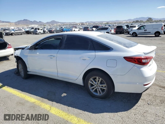 2015 Hyundai Sonata SE z VIN 5NPE24AF9FH250181, wystawiony jako Copart lot #51428235 z przebiegiem 120 251 mil mil oraz Szkoda całkowita • Salvage title. Historia ofert i sprzedaży dostępna na DreamBid. Obrazek 2.