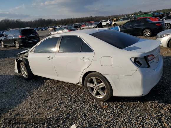 2013 Toyota Camry L with VIN 4T1BF1FK8DU685932, listed as a Copart auction lot 87695995 with 125,930 mi miles and Salvage Title. Bid and sale history available at DreamBid. Image 2.