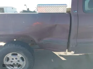 2001 Chevrolet Silverado 1500 LT with VIN 1GCEK19T21E343934, listed as a IAAI auction lot 41363171 with 366,954 mi miles. Bid and sale history available at carsss.com. Image 6.