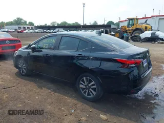2021 Nissan Versa SV with VIN 3N1CN8EV5ML829885, listed as a IAAI auction lot 42407331 with 71,373 mi miles and . Bid and sale history available at DreamBid. Image 3.