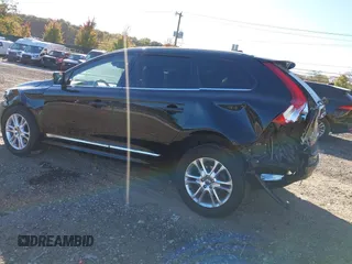 2015 Volvo XC60 T5 Drive-E Platinum с VIN YV440MDD3F2616436, выставлен на аукционе IAAI как лот 40616813 с пробегом 131 847 миль миль и . История ставок и продаж доступна на DreamBid. Изображение 3.