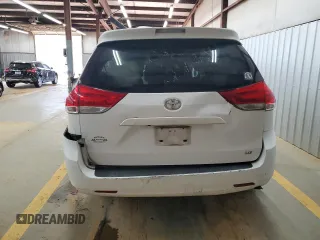 2012 Toyota Sienna LE AAS с VIN 5TDKK3DC1CS269618, выставлен на аукционе Copart как лот 49789095 с пробегом Не указан миль и Списание • Salvage title. История ставок и продаж доступна на DreamBid. Изображение 6.