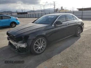 2022 Mercedes-Benz E 350 with VIN W1KZF8DB8NB080388, listed as a Copart auction lot 43158605 with 46,105 mi miles and Salvage Title. Bid and sale history available at DreamBid. Image 1.