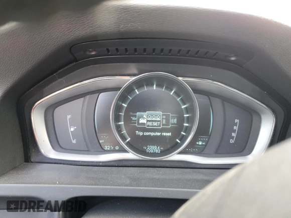 2015 Volvo V60 T5 Drive-E Platinum with VIN YV140MED7F1186220, listed as a Copart auction lot 66908664 with 109,782 mi miles and Salvage Title. Bid and sale history available at carsss.com. Image 9.