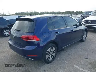 2019 Volkswagen Golf SEL Premium z VIN WVWPR7AU7KW914664, wystawiony jako IAAI lot #41720673 z przebiegiem 45 872 mil mil oraz . Historia ofert i sprzedaży dostępna na DreamBid. Obrazek 4.