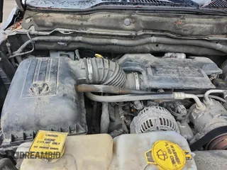 2008 Dodge 1500 SLT z VIN 1D7HA18288S599800, wystawiony jako Copart lot #61833145 z przebiegiem 153 953 mil mil oraz Czysty tytuł • Clean title. Historia ofert i sprzedaży dostępna na DreamBid. Obrazek 7.
