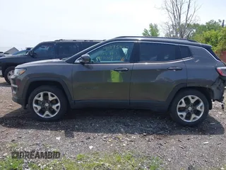 2018 Jeep Compass Limited z VIN 3C4NJDCB4JT284146, wystawiony jako IAAI lot #42375947 z przebiegiem 84 481 mil mil oraz . Historia ofert i sprzedaży dostępna na DreamBid. Obrazek 15.