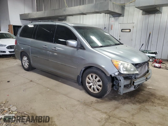 2008 Honda Odyssey EX-L z VIN 5FNRL38768B025497, wystawiony jako Copart lot #57636525 z przebiegiem 179 568 mil mil oraz Nie do naprawy • Non repairable. Historia ofert i sprzedaży dostępna na DreamBid. Obrazek 4.