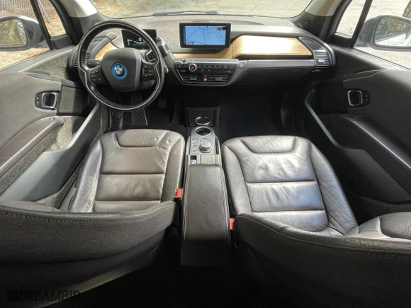 2014 BMW i3 with VIN WBY1Z2C51EV285460, listed as a Copart auction lot 52721075 with 60,087 mi miles and Clean Title. Bid and sale history available at carsss.com. Image 9.