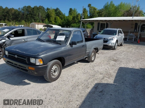 1992 Toyota Pickup with VIN JT4RN81AXN0100712, listed as a IAAI auction lot 42016872 with 124,997 mi miles and . Bid and sale history available at DreamBid. Image 2.