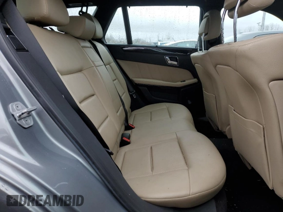 2011 Mercedes-Benz E 350 Luxury with VIN WDDHH8HBXBA286359, listed as a Copart auction lot 49304205 with 141,922 mi miles and Salvage Title. Bid and sale history available at DreamBid. Image 10.