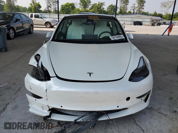2020 Tesla Model 3 Standard Range Plus z VIN 5YJ3E1EA5LF599103, wystawiony jako Copart lot #59159465 z przebiegiem 32 614 mil mil oraz Czysty tytuł • Clean title. Historia ofert i sprzedaży dostępna na DreamBid. Obrazek 5.