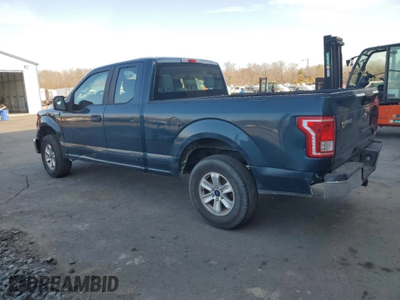 2016 Ford F-150 XLT with VIN 1FTEX1E8XGFD36154, listed as a Copart auction lot 43817235 with 277,548 mi miles and Salvage Title. Bid and sale history available at carsss.com. Image 2.