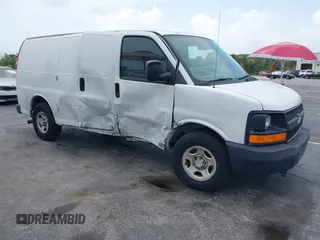 2008 Chevrolet Express Cargo Van with VIN 1GCFG15X481170076, listed as a IAAI auction lot 39433908 with 111,270 mi miles. Bid and sale history available at carsss.com. Image 1.