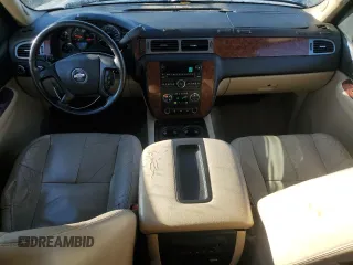 2008 Chevrolet Avalanche LT w/3LT with VIN 3GNFK123X8G172777, listed as a Copart auction lot 87020894 with 204,825 mi miles and Salvage Title. Bid and sale history available at carsss.com. Image 8.