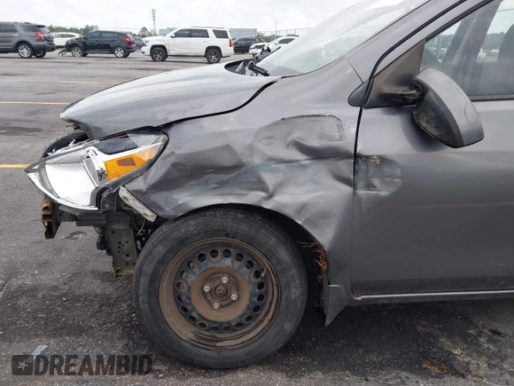2017 Nissan Versa SV z VIN 3N1CN7AP3HL855554, wystawiony jako IAAI lot #42006848 z przebiegiem 155 485 mil mil oraz . Historia ofert i sprzedaży dostępna na DreamBid. Obrazek 17.