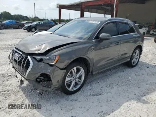 2022 Audi Q3 S line Premium z VIN WA1DECF37N1050637, wystawiony jako Copart lot #55503014 z przebiegiem 33 135 mil mil oraz Nie do naprawy • Non repairable. Historia ofert i sprzedaży dostępna na DreamBid. Obrazek 1.