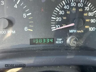 2000 Jeep Cherokee Classic with VIN 1J4FF58S4YL219673, listed as a Copart auction lot 48809075 with 198,334 mi miles and Salvage Title. Bid and sale history available at carsss.com. Image 8.