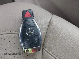 2015 Mercedes-Benz M 350 z VIN 4JGDA5JB6FA487859, wystawiony jako IAAI lot #42106021 z przebiegiem 89 830 mil mil oraz . Historia ofert i sprzedaży dostępna na DreamBid. Obrazek 11.