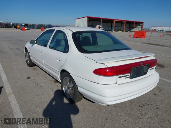 1998 Mercury Mystique z VIN 1MEFM66L2WK653881, wystawiony jako IAAI lot #41807702 z przebiegiem 119 158 mil mil oraz . Historia ofert i sprzedaży dostępna na DreamBid. Obrazek 3.