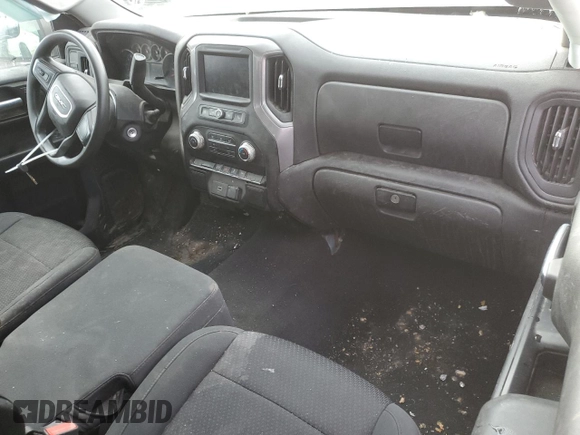 2020 GMC Sierra 1500 with VIN 3GTN8AEF1LG323667, listed as a Copart auction lot 79236084 with 91,792 mi miles and Clean Title. Bid and sale history available at DreamBid. Image 8.