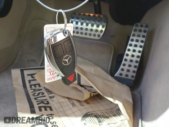 2014 Mercedes-Benz E 350 Sport with VIN WDDHF5KB5EB047622, listed as a IAAI auction lot 41688412 with 96,146 mi miles and . Bid and sale history available at carsss.com. Image 11.