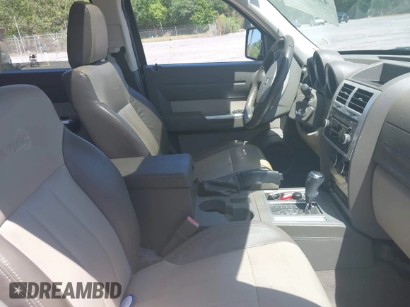 2007 Dodge Nitro SLT with VIN 1D8GU58K37W682094, listed as a IAAI auction lot 42155006 with 115,748 mi miles. Bid and sale history available at carsss.com. Image 5.