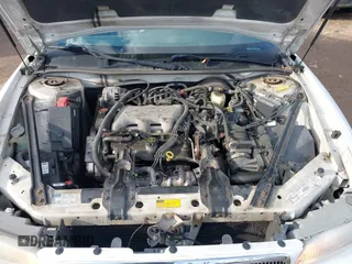 1998 Buick Century Limited with VIN 2G4WY52M7W1431668, listed as a IAAI auction lot 41691100 with 178,398 mi miles. Bid and sale history available at carsss.com. Image 10.