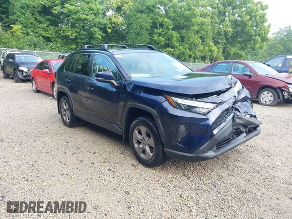 2022 Toyota RAV4 XLE with VIN 2T3P1RFV5NW259010, listed as a IAAI auction lot 42707037 with 60,955 mi miles and . Bid and sale history available at DreamBid. Image 1.